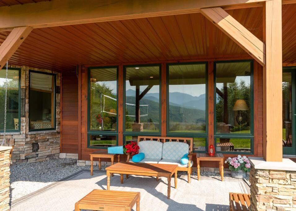 The Glen House -9 Bdrm Estate Sleep 26 Movie Theater,Pool,Golf,Ski Newry Exterior photo
